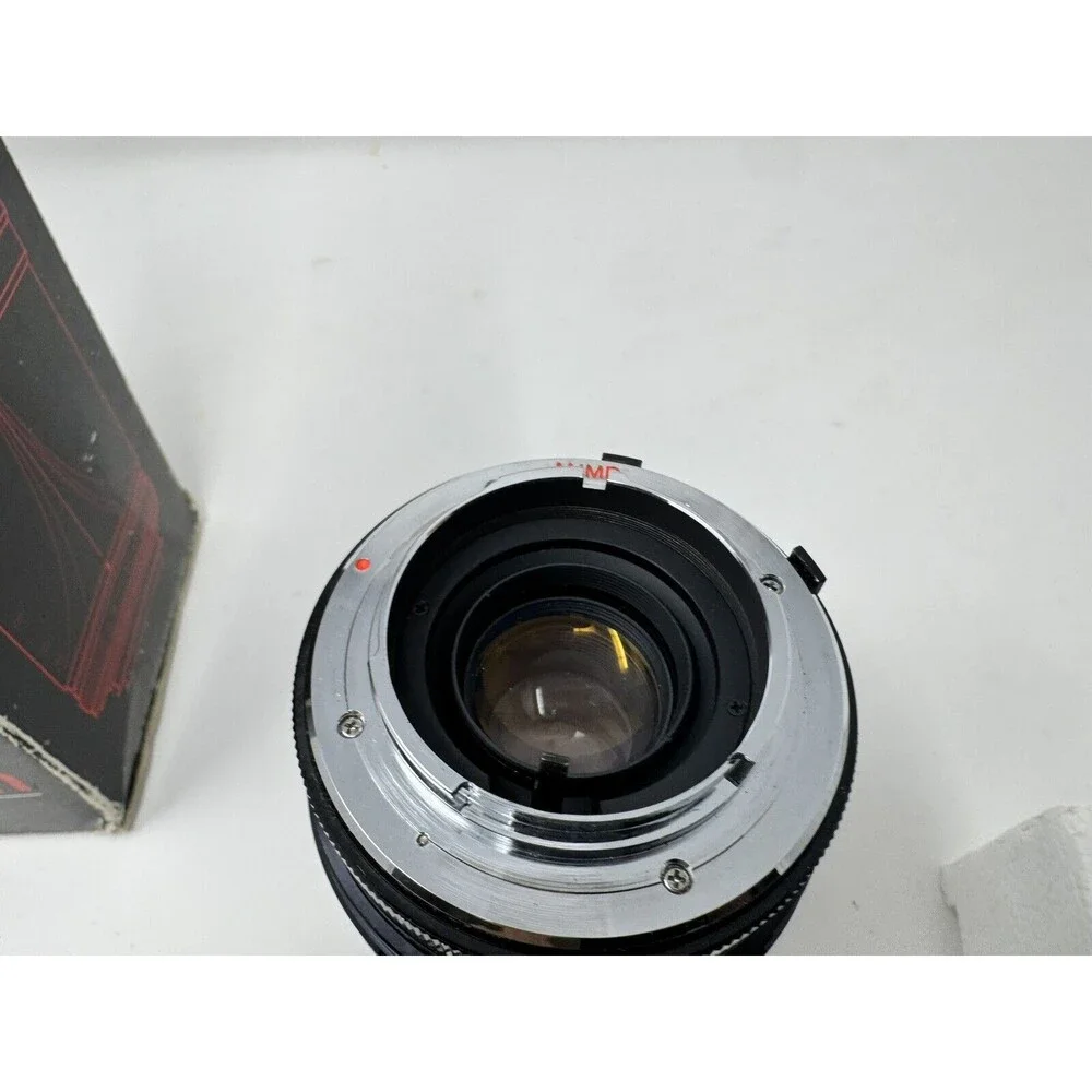 Vivitar 28-200mm 1:3.5-5.3 MC Zoom Lens for Minolta Camera